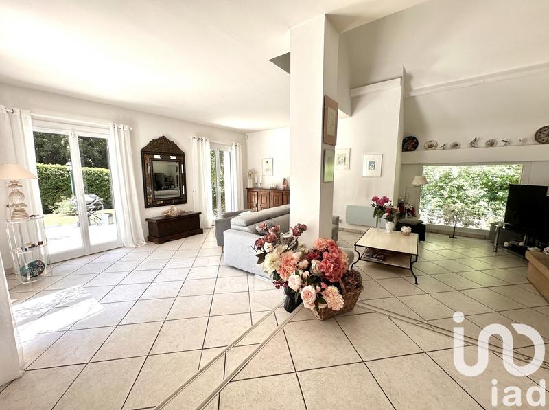 Maison - 168 m² - 6 pièces