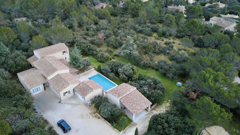 Villa - 273 m² - 7 pièces