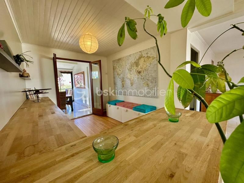 Maison - 153 m² - 7 pièces