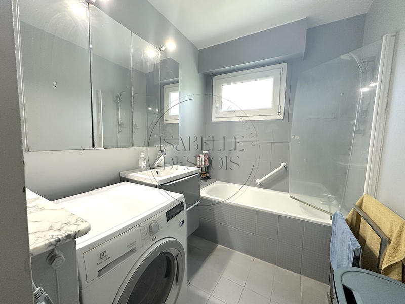 Appartement - 105 m² - 5 pièces