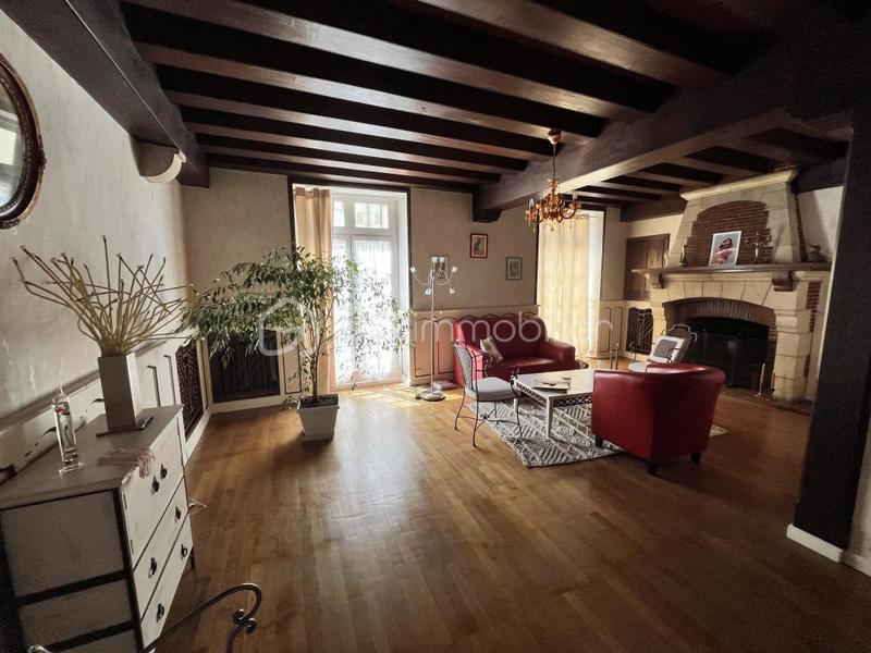 Maison de ville - 196 m² - 7 pièces