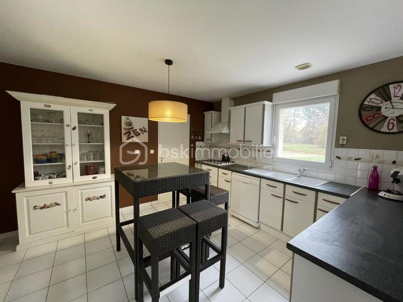 Maison - 140 m² - 6 pièces