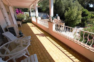 Maison - 221 m² - 6 pièces