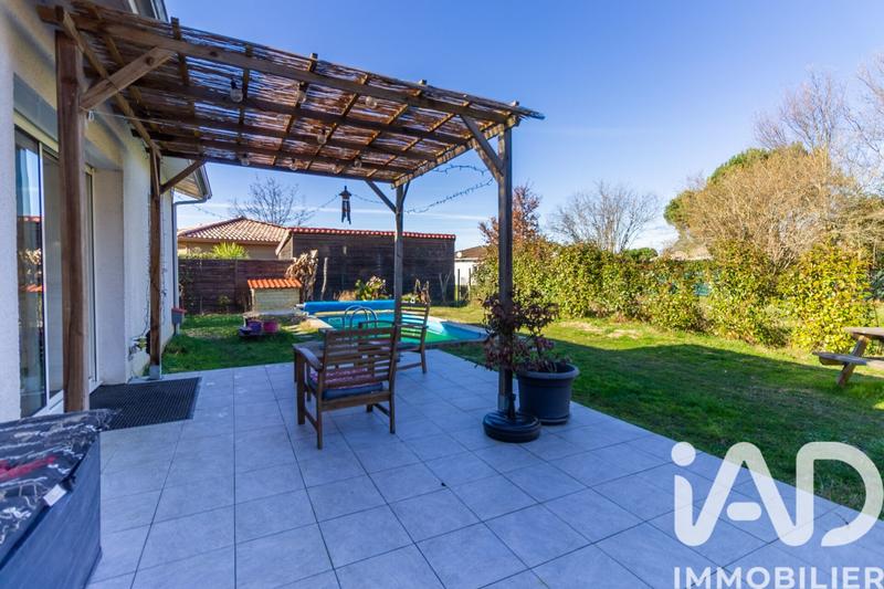 Maison - 96 m² - 4 pièces