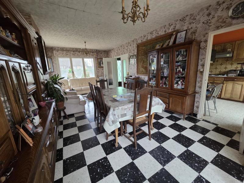 Maison - 130 m² - 7 pièces