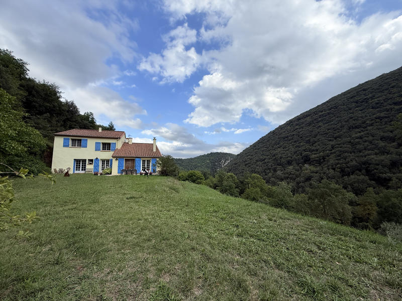 Mas - 260 m² - 6 pièces