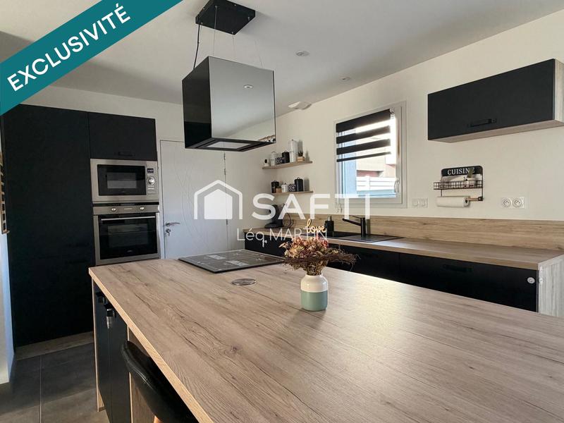 Maison - 90 m² - 5 pièces