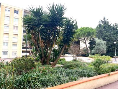 Appartement - 81 m² - 3 pièces