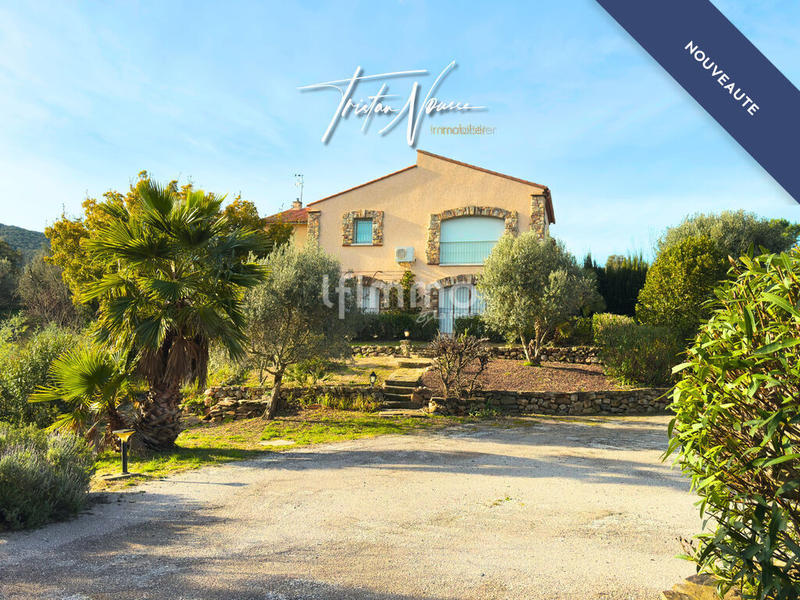 Mas - 260 m² - 7 pièces