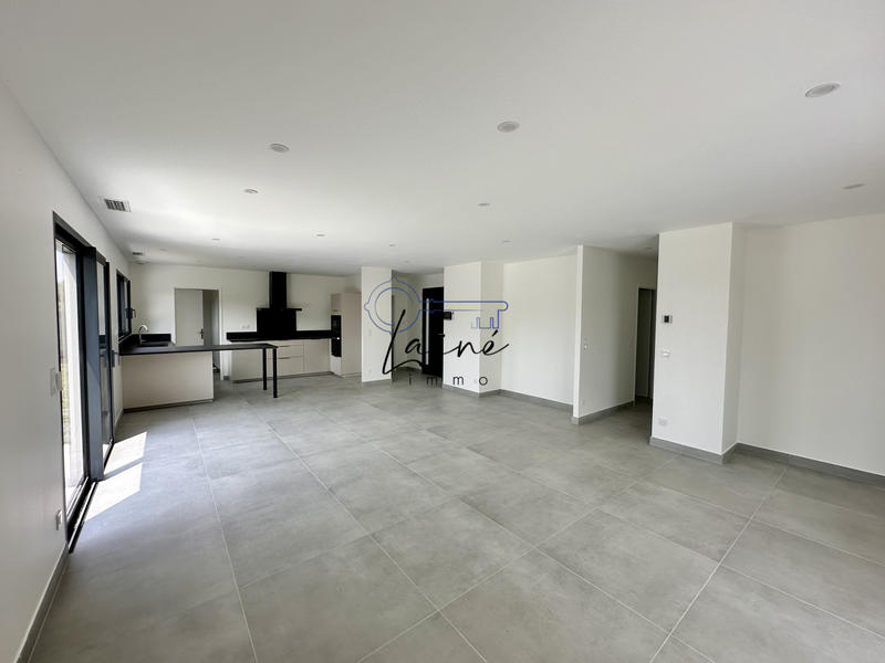 Maison - 115 m² - 4 pièces