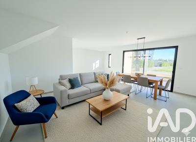 Maison - 85 m² - 4 pièces