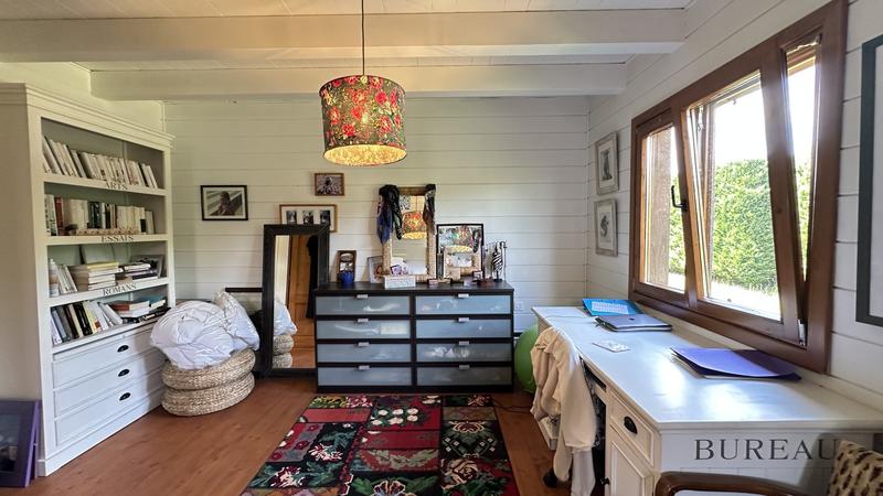 Maison de bois - 160 m² - 6 pièces