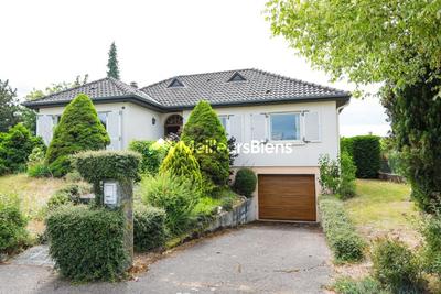 Maison - 89 m² - 5 pièces