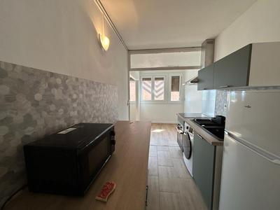 Chambre - 9 m² - 1 pièce