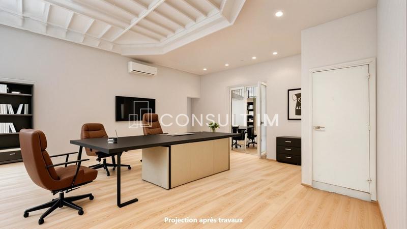 Bureau - 158 m²