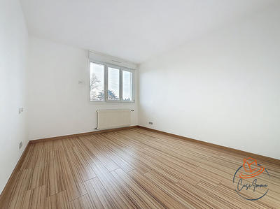 Appartement - 79 m² - 3 pièces