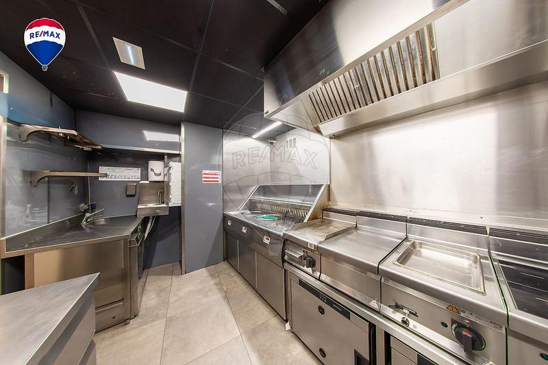 Magasins - 30 m² - 2 pièces