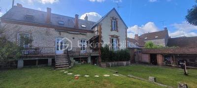 Maison en pierre - 190 m² - 8 pièces