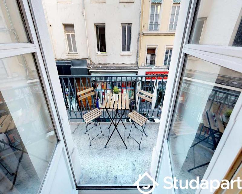 Chambre - 80 m² - 1 pièce