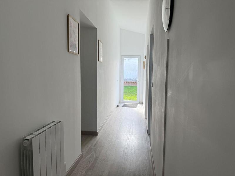 Maison - 368 m² - 9 pièces