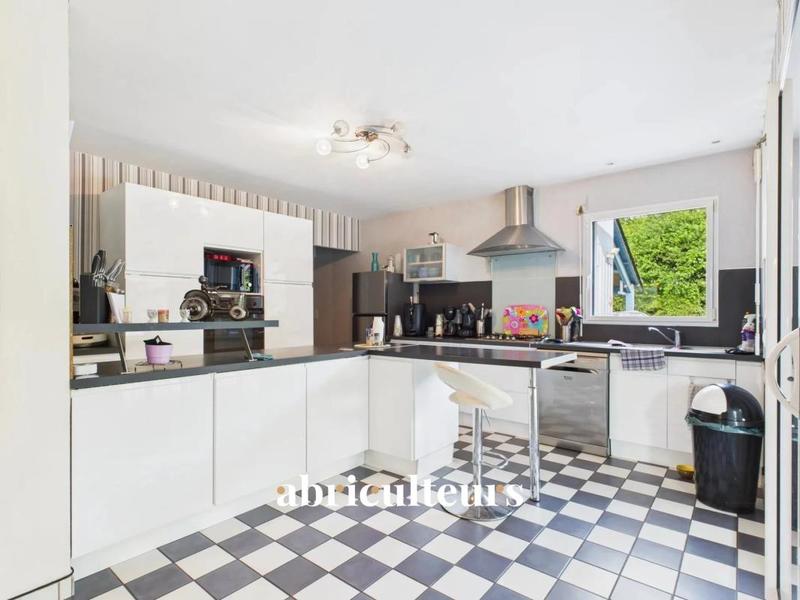 Maison ancienne - 175 m² - 6 pièces