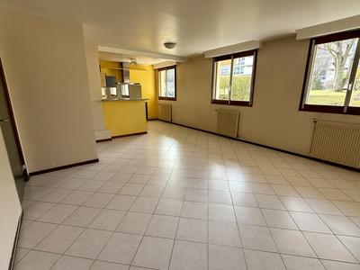 Appartement - 97 m² - 4 pièces