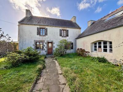 Maison - 85 m² - 5 pièces