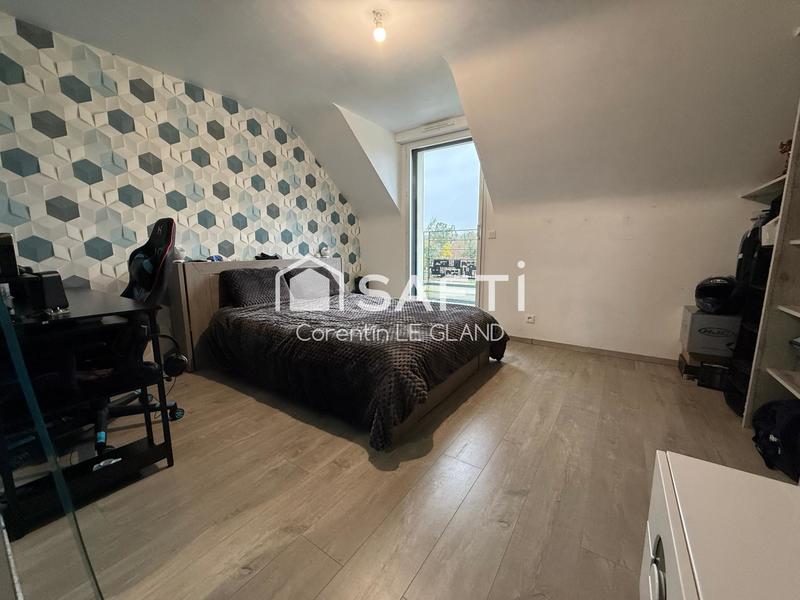 Maison - 200 m² - 7 pièces