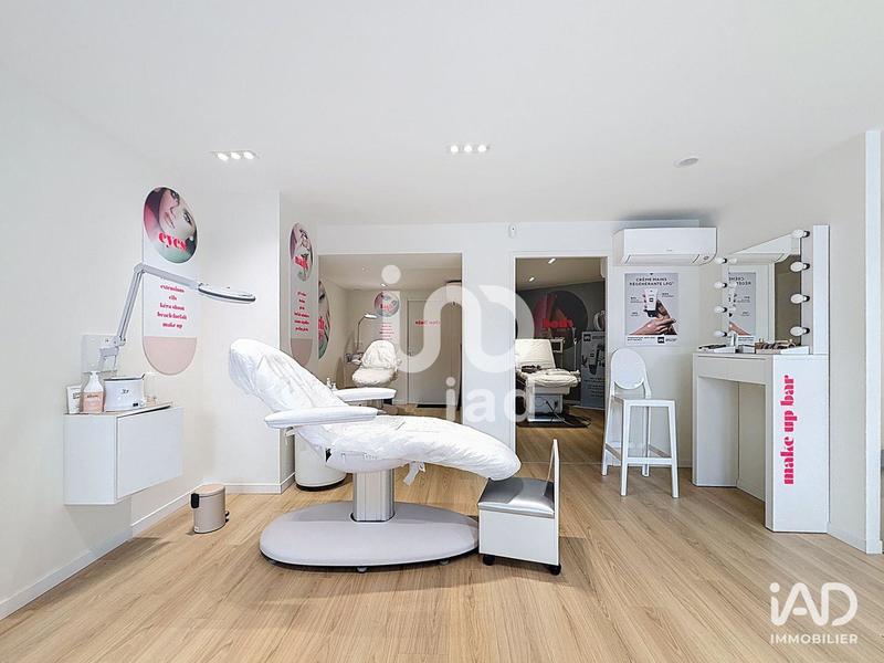 Local commercial - 145 m²