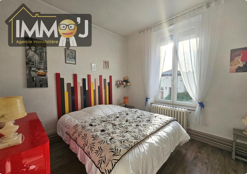 Maison - 105 m² - 5 pièces