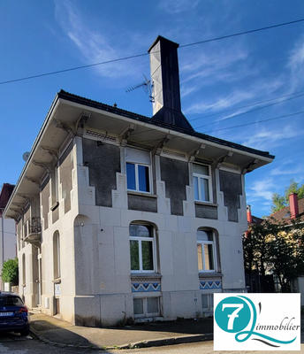 Maison - 200 m² - 10 pièces