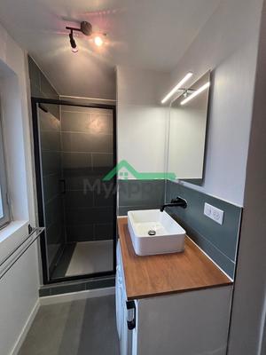 Appartement - 70 m² - 4 pièces