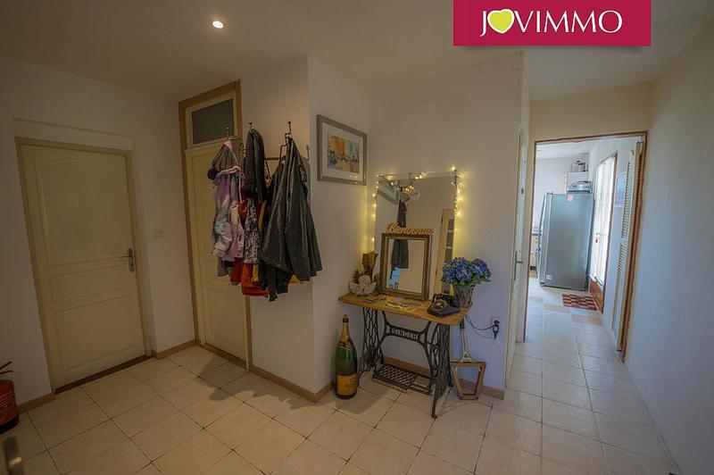 Maison - 215 m² - 10 pièces