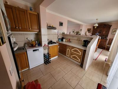 Pavillon - 220 m² - 6 pièces