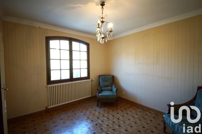 Maison - 235 m² - 10 pièces