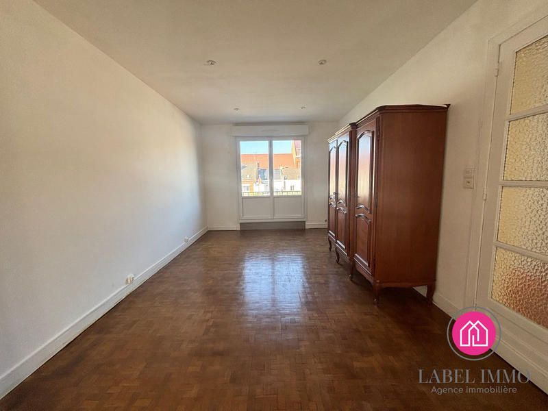 Maison - 220 m² - 9 pièces