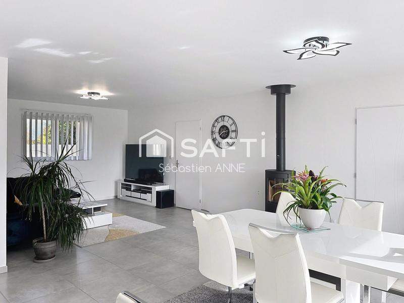 Maison - 121 m² - 5 pièces