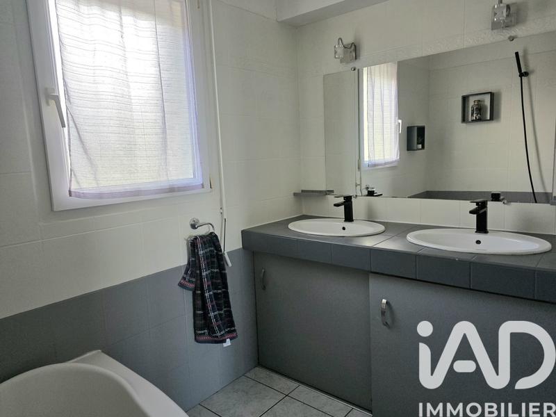 Maison - 141 m² - 6 pièces