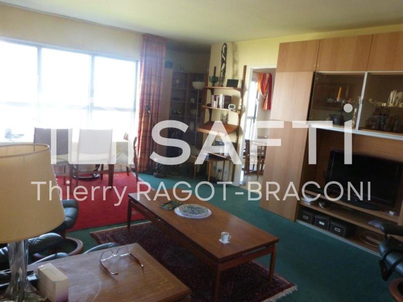 Appartement - 75 m² - 3 pièces