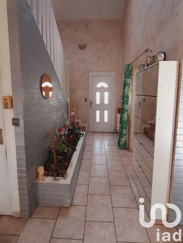 Maison - 208 m² - 8 pièces