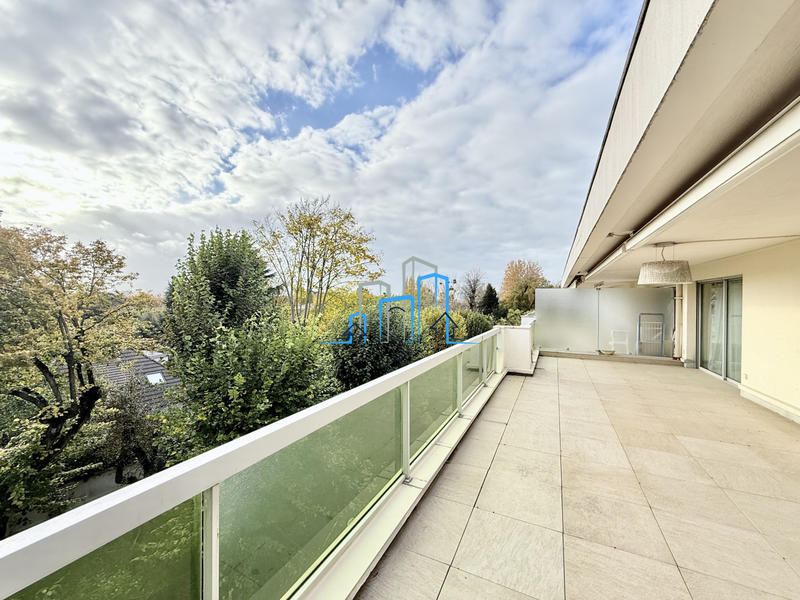 Appartement - 138 m² - 3 pièces