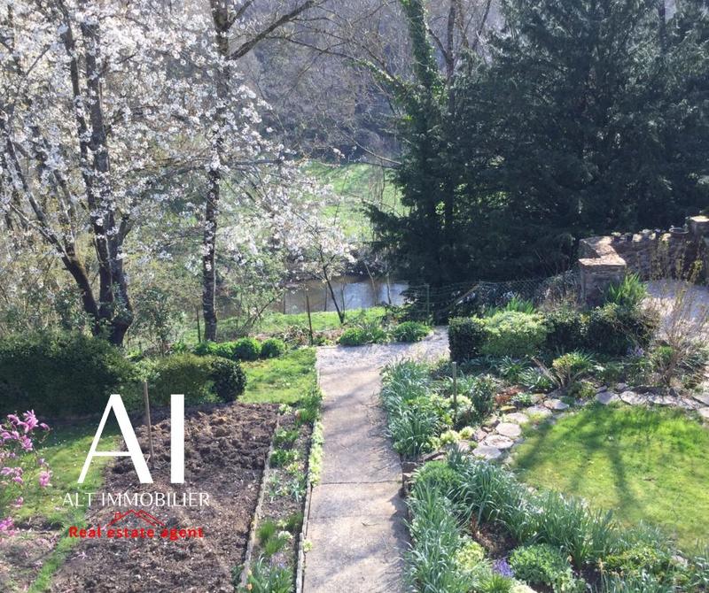 Maison ancienne - 94 m² - 5 pièces