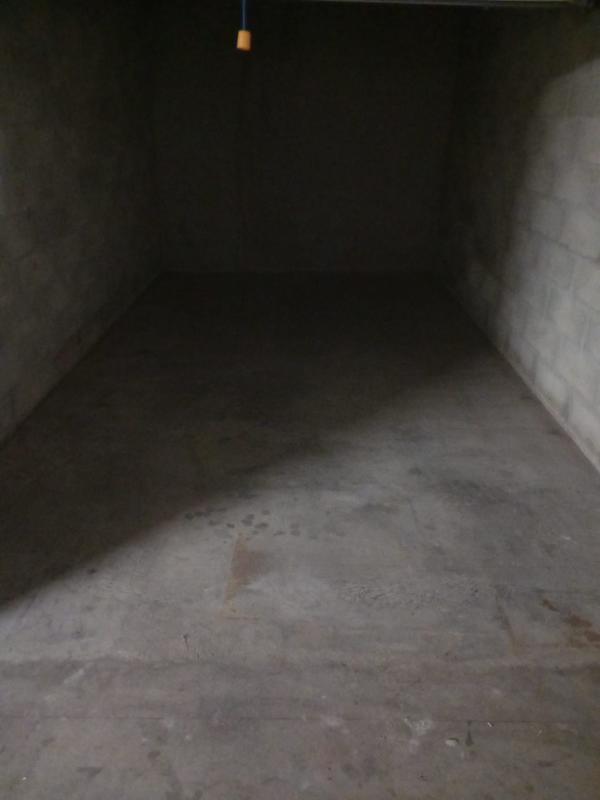 Parking / Garage - 14 m²