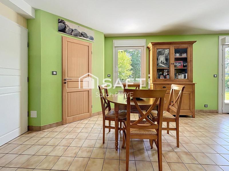 Maison - 140 m² - 6 pièces