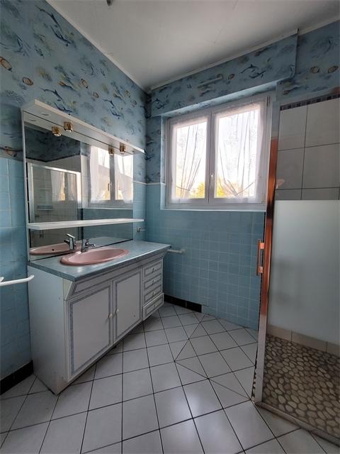 Maison - 136 m² - 6 pièces