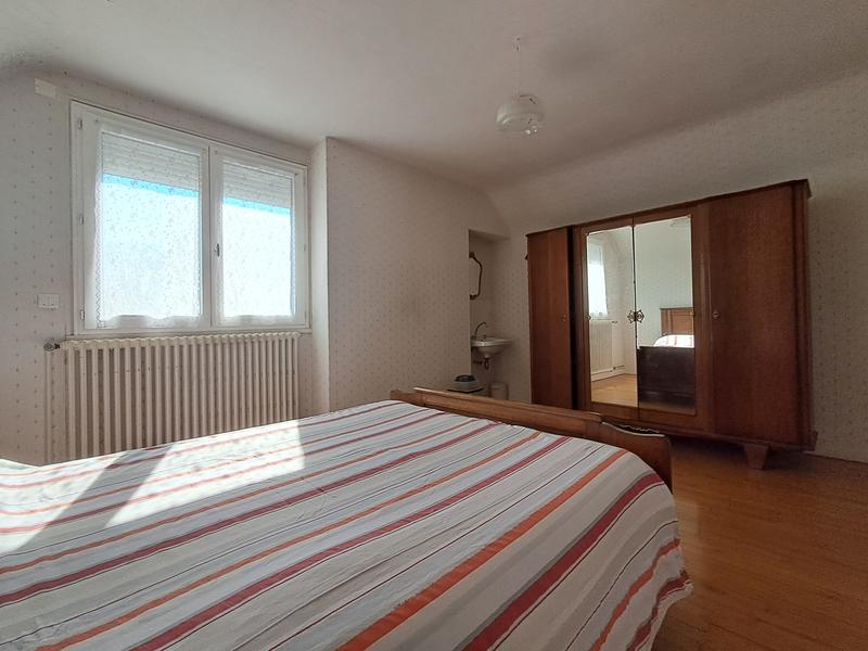 Maison - 107 m² - 6 pièces