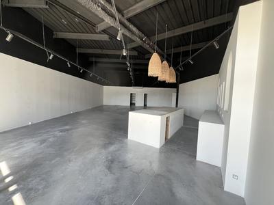 Local commercial - 257 m² - 3 pièces