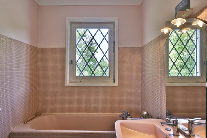 Maison - 161 m² - 8 pièces