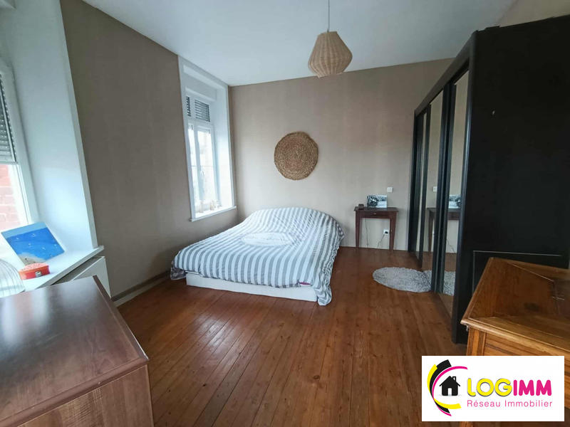 Maison - 203 m² - 10 pièces