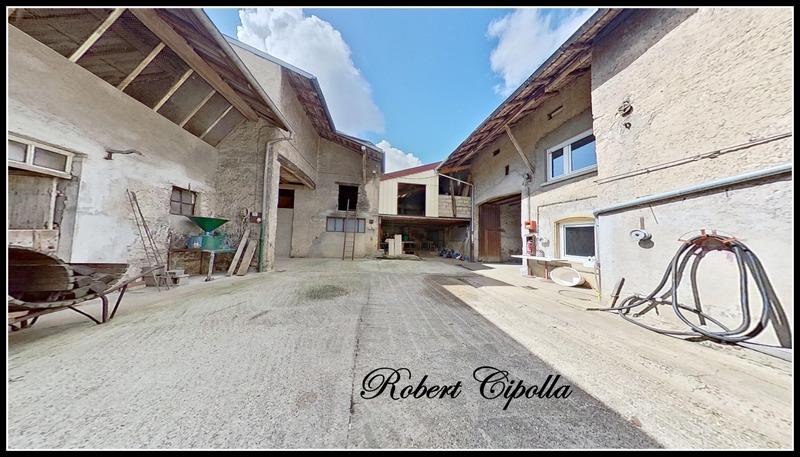 Immeuble - 1 100 m² - 18 pièces